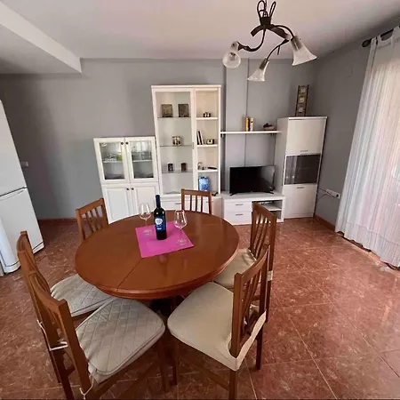 Apartment A 200 Metros De La Playa De Arena Les Cases En Xilxes - Castellon